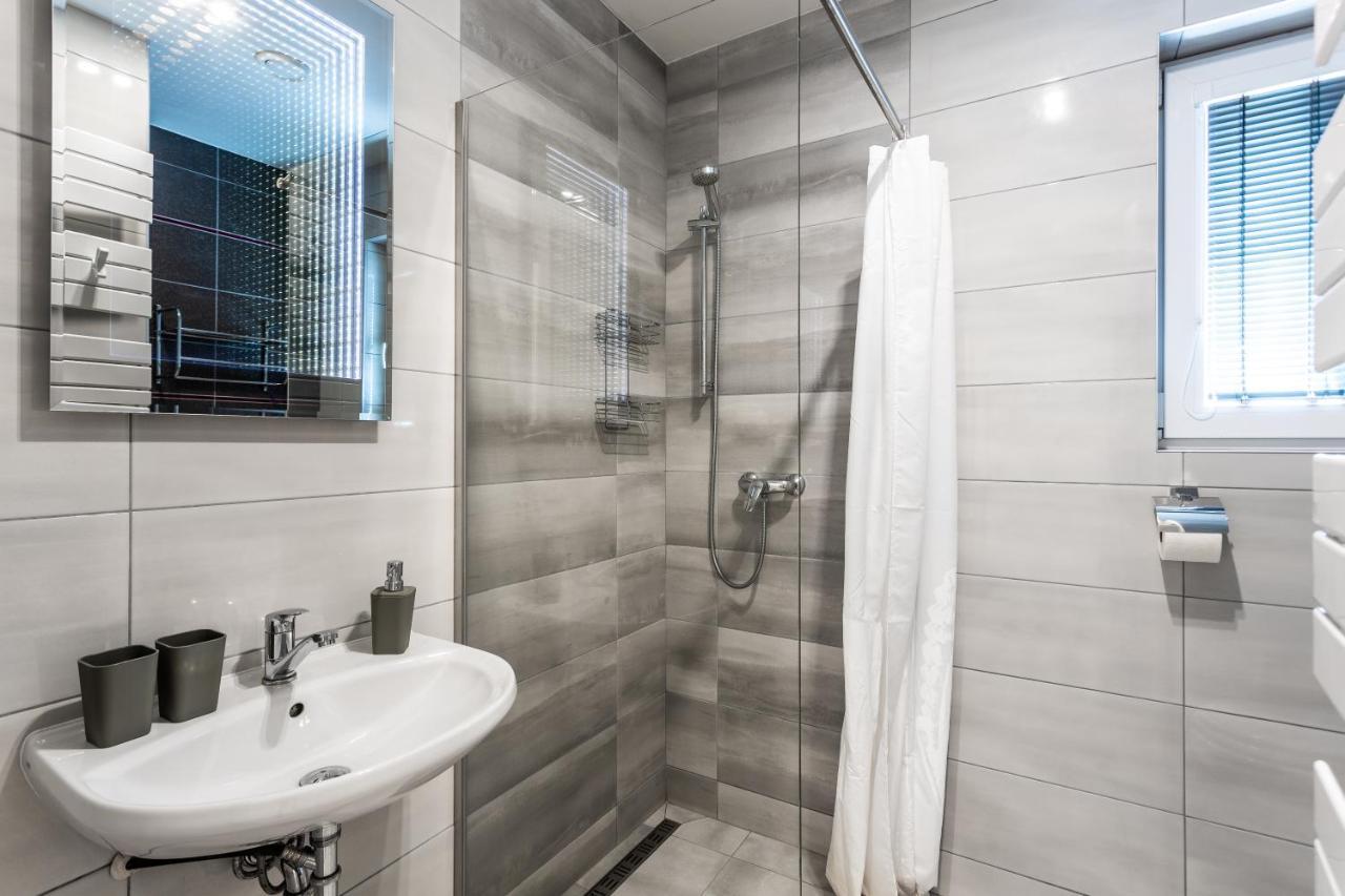 Family Apartments Klinovec Loučná pod Klínovcem المظهر الخارجي الصورة
