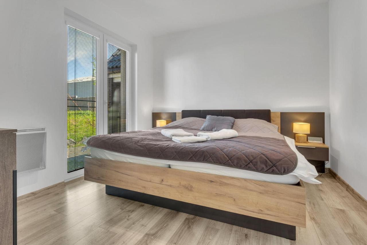 Family Apartments Klinovec Loučná pod Klínovcem المظهر الخارجي الصورة